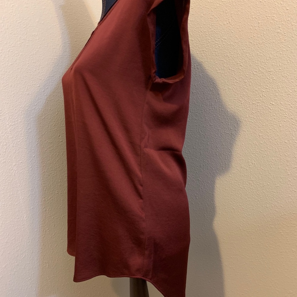 Maroon blouse - Picture 3 of 4
